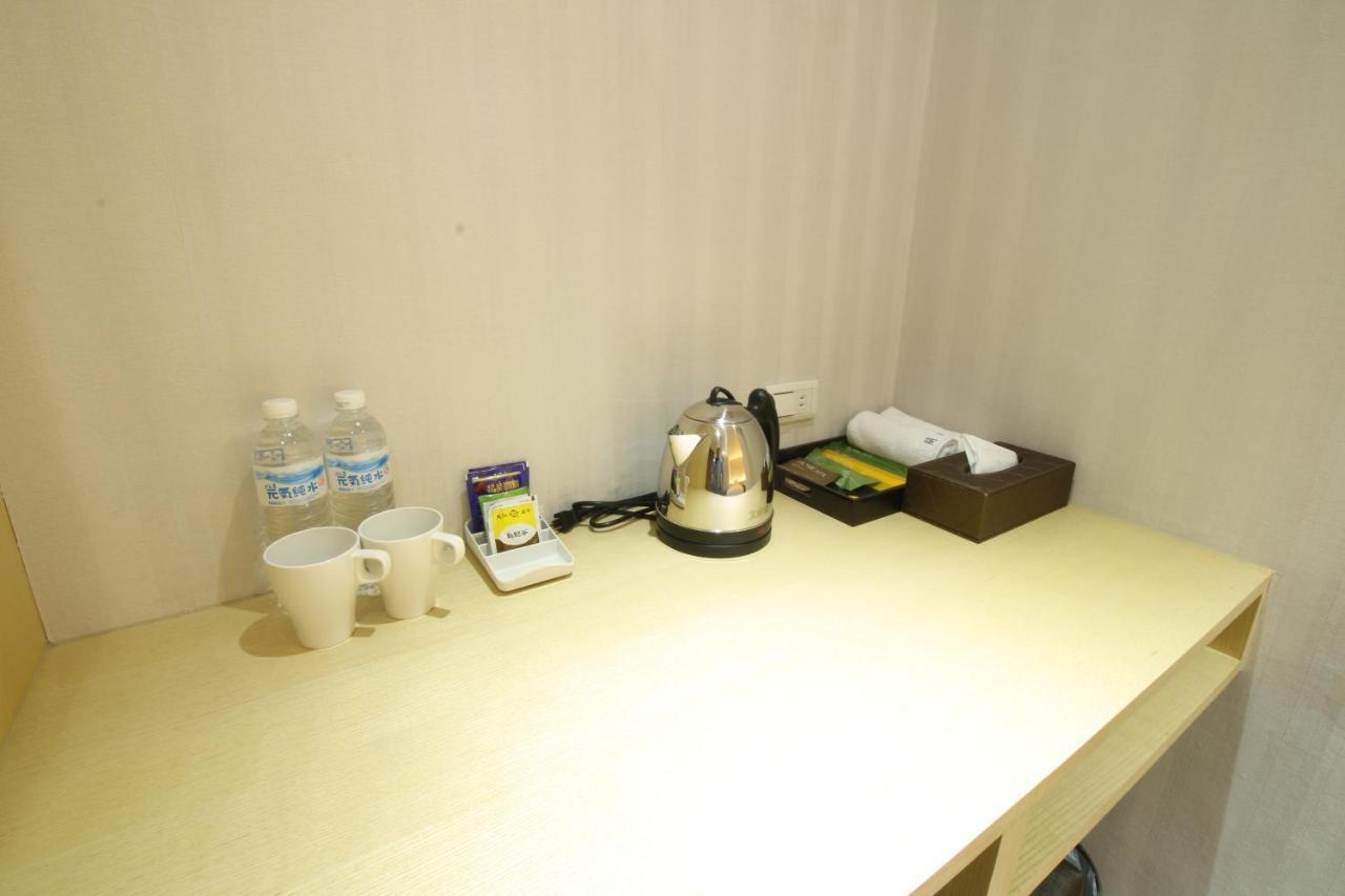 Simple Life Kaohsiung Otel Dış mekan fotoğraf