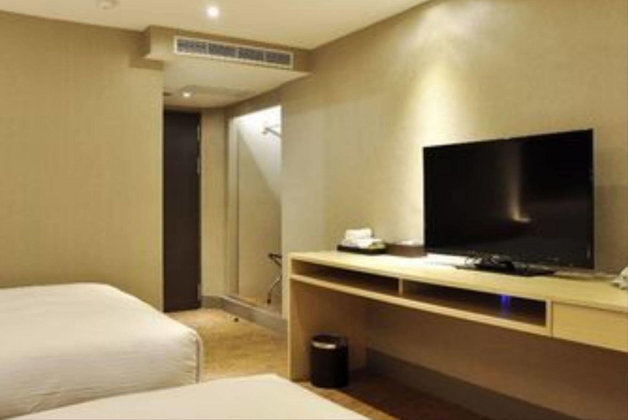 Simple Life Kaohsiung Otel Dış mekan fotoğraf