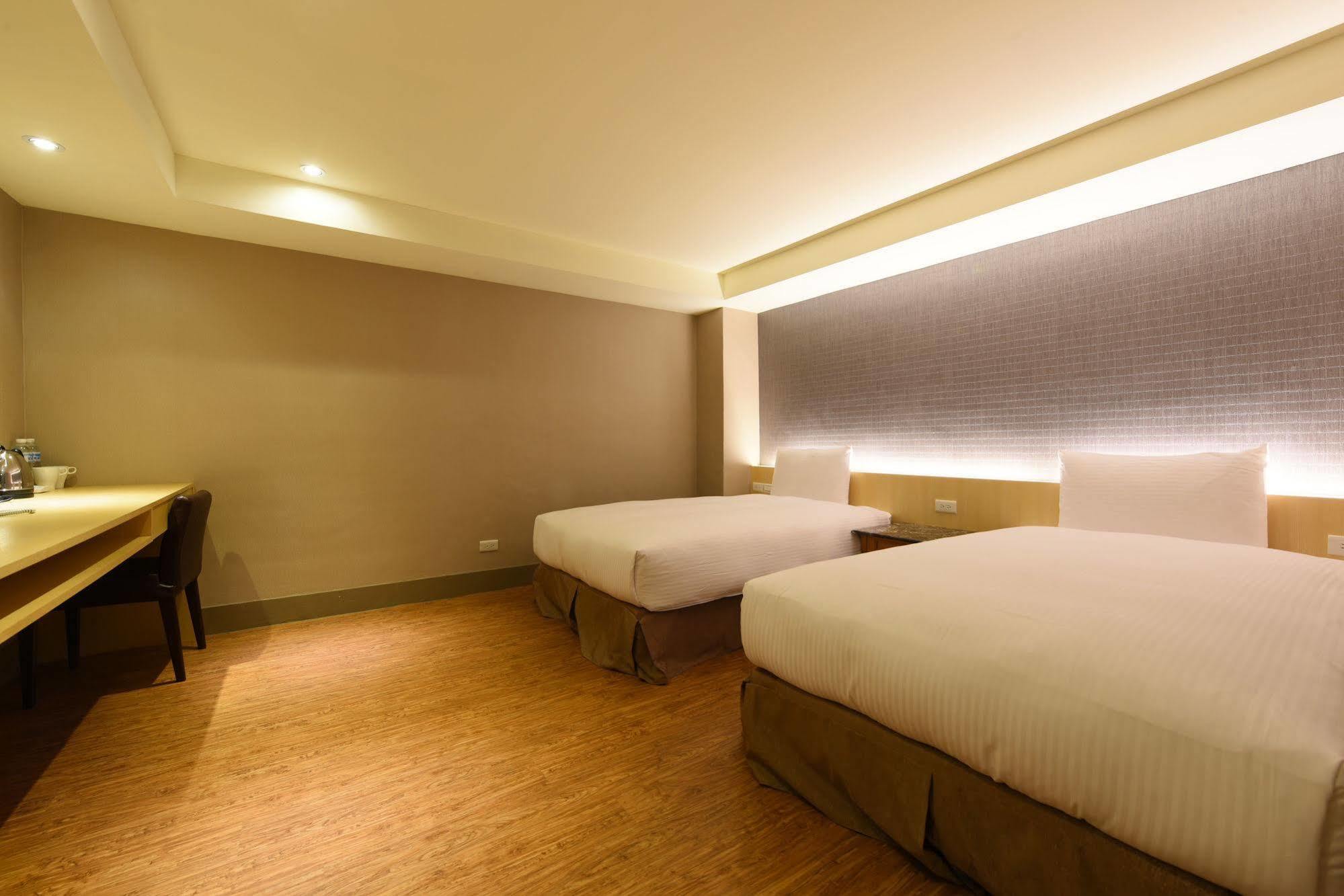 Simple Life Kaohsiung Otel Dış mekan fotoğraf