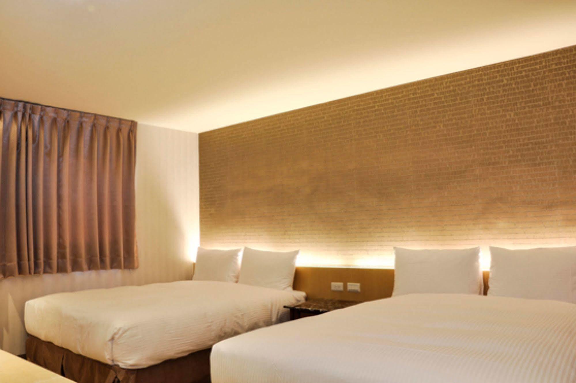 Simple Life Kaohsiung Otel Dış mekan fotoğraf